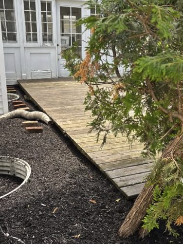 Deck Surround after Samscaped