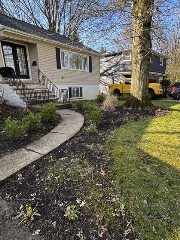 Front Bed Rebuild before Samscaped